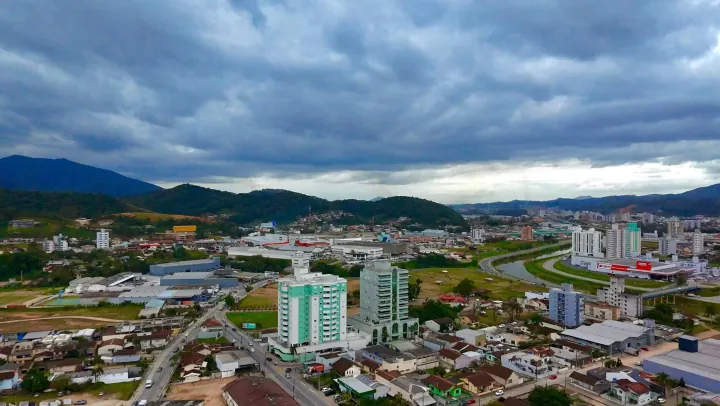 Brusque, SC Vista aérea da cidade de Brusque, litoral de Santa Catarina