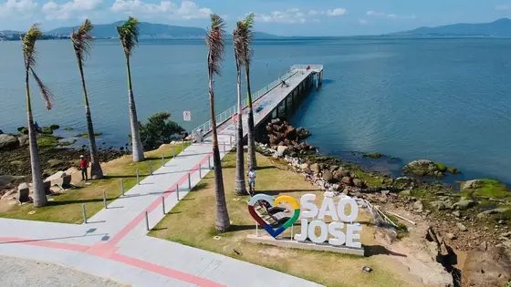 São José, SC Vista aérea da cidade de São José, litoral de Santa Catarina